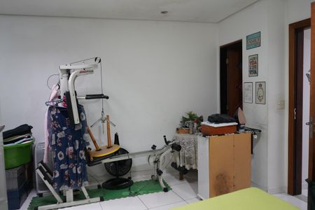 Casa à venda com 165m², 3 quartos e 2 vagasSuíte 2