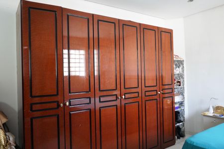 Casa à venda com 165m², 3 quartos e 2 vagasSuíte 3