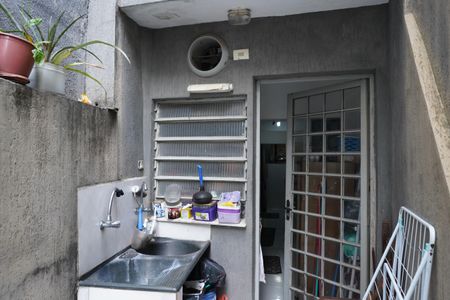 Casa à venda com 165m², 3 quartos e 2 vagasÁrea de Serviço