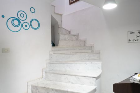 Casa à venda com 165m², 3 quartos e 2 vagasSala