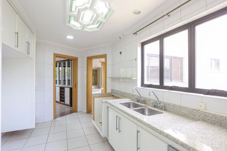 Apartamento à venda com 196m², 4 quartos e sem vagaCozinha