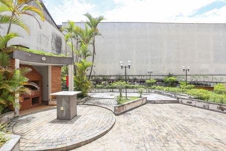 Apartamento à venda com 196m², 4 quartos e sem vagaÁrea comum