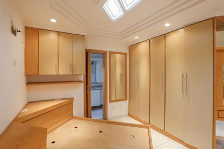 Apartamento à venda com 196m², 4 quartos e sem vagaSuíte 2