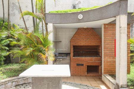 Apartamento à venda com 196m², 4 quartos e sem vagaÁrea comum - Churrasqueira