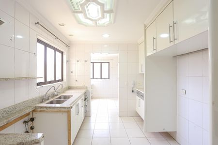 Apartamento à venda com 196m², 4 quartos e sem vagaCozinha