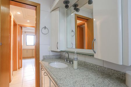 Apartamento à venda com 196m², 4 quartos e sem vagaBanheiro Social