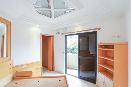 Apartamento à venda com 196m², 4 quartos e sem vagaSuíte