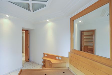 Apartamento à venda com 196m², 4 quartos e sem vagaSuíte