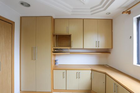 Apartamento à venda com 196m², 4 quartos e sem vagaQuarto 2