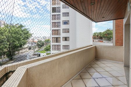 Apartamento à venda com 196m², 4 quartos e sem vagaVaranda