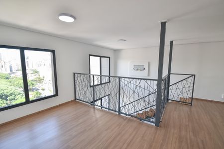 Apartamento para alugar com 90m², 2 quartos e 1 vagaMezanino - sala