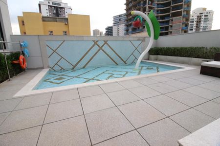 Apartamento à venda com 63m², 2 quartos e 2 vagasÁrea comum - Piscina