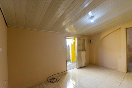 Sala de casa para alugar com 2 quartos, 90m² em Vila Bonilha, São Paulo