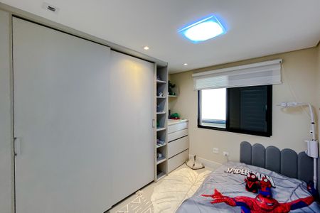 Apartamento à venda com 140m², 3 quartos e 2 vagasQuarto 2