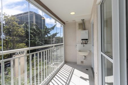 Apartamento para alugar com 45m², 2 quartos e 1 vagaVaranda