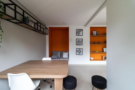 Apartamento para alugar com 35m², 2 quartos e sem vaga Apartamento para alugar com 35m², 2 quartos e sem vagaAteliê