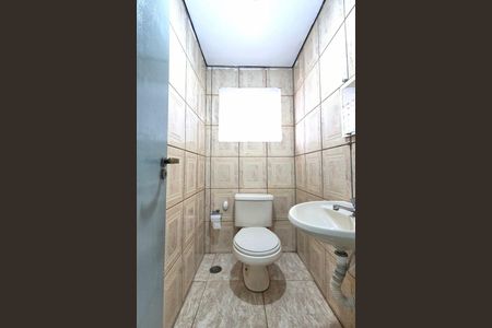 Casa à venda com 140m², 4 quartos e 1 vagaLavabo