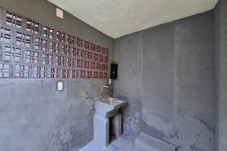 Casa à venda com 140m², 4 quartos e 1 vagaÁrea de Serviço