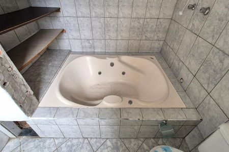 Casa à venda com 140m², 4 quartos e 1 vagaBanheiro da Suíte