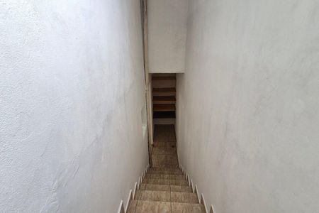 Casa à venda com 140m², 4 quartos e 1 vagaEscada