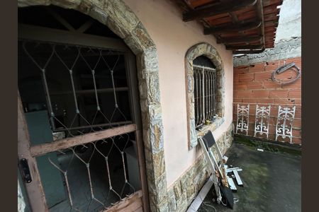 Casa para alugar com 90m², 2 quartos e 1 vagaFachada casa 2