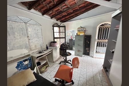 Casa para alugar com 90m², 2 quartos e 1 vagaSala casa 2