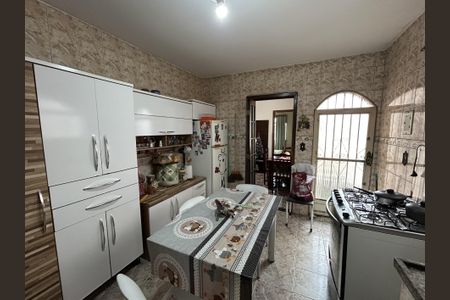 Casa para alugar com 90m², 2 quartos e 1 vagaCozinha