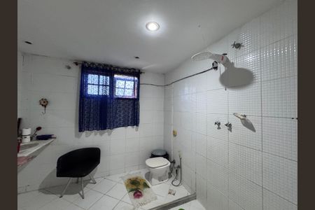 Casa à venda com 5000m², 2 quartos e 5 vagasBanheiro Social