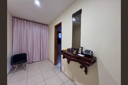 Casa à venda com 5000m², 2 quartos e 5 vagasCorredor