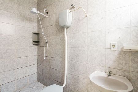 Apartamento para alugar com 66m², 2 quartos e 1 vaga Apartamento para alugar com 66m², 2 quartos e 1 vagaBanheiro