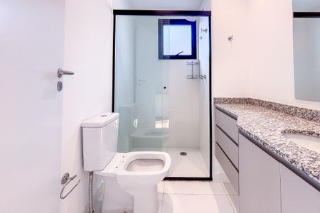 Apartamento para alugar com 73m², 2 quartos e 1 vaga Apartamento para alugar com 73m², 2 quartos e 1 vagaBanheiro da Suíte