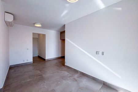 Apartamento para alugar com 73m², 2 quartos e 1 vaga Apartamento para alugar com 73m², 2 quartos e 1 vagaSala