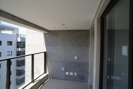 Apartamento à venda com 79m², 2 quartos e 2 vagasVaranda