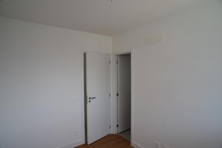 Apartamento à venda com 79m², 2 quartos e 2 vagasSuíte