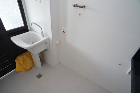 Apartamento à venda com 79m², 2 quartos e 2 vagasÁrea de Serviço