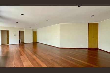 Apartamento à venda com 250m², 3 quartos e 4 vagasSalão de Festas