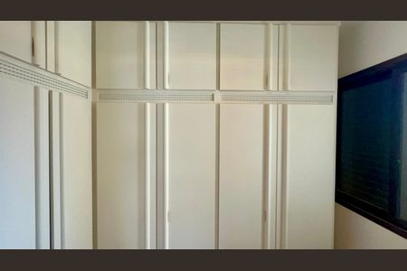 Apartamento à venda com 250m², 3 quartos e 4 vagasCloset da suíte