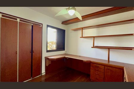 Apartamento à venda com 250m², 3 quartos e 4 vagasQuarto 1