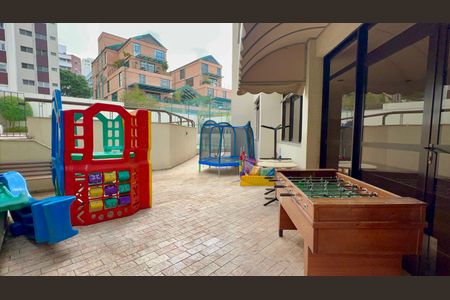 Apartamento à venda com 250m², 3 quartos e 4 vagasPlayground