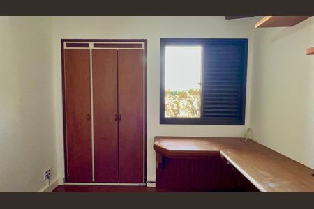 Apartamento à venda com 250m², 3 quartos e 4 vagasQuarto 1