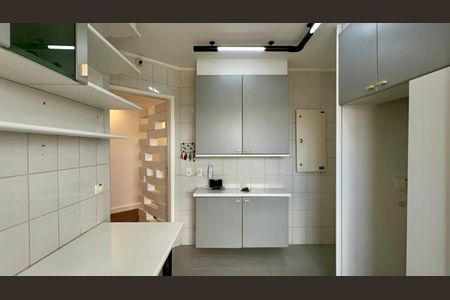 Apartamento à venda com 250m², 3 quartos e 4 vagasCozinha