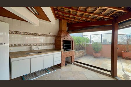 Apartamento à venda com 250m², 3 quartos e 4 vagasChurrasqueira