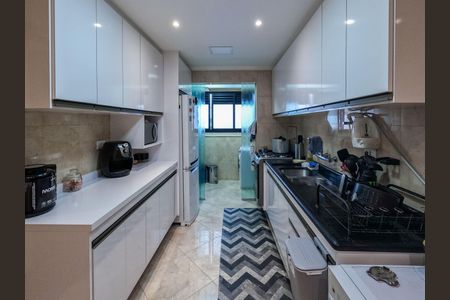 Apartamento à venda com 105m², 2 quartos e 2 vagasCozinha