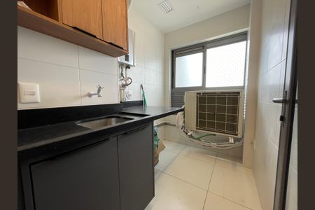Apartamento à venda com 54m², 2 quartos e 1 vagaCozinha e Área de Serviço