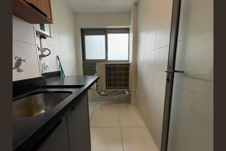 Apartamento à venda com 54m², 2 quartos e 1 vagaCozinha e Área de Serviço