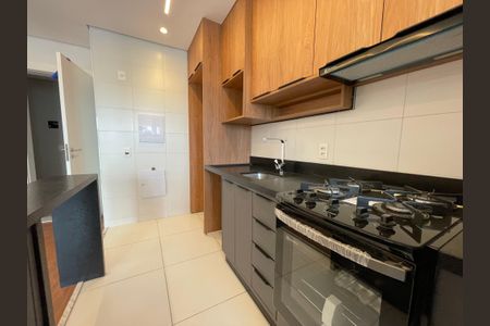 Apartamento à venda com 54m², 2 quartos e 1 vagaCozinha e Área de Serviço