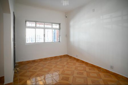 Casa para alugar com 120m², 3 quartos e 3 vagas Casa para alugar com 120m², 3 quartos e 3 vagasSala