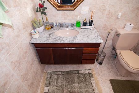 Apartamento à venda com 98m², 2 quartos e 1 vagaBanheiro Social