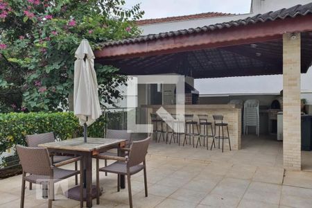 Apartamento para alugar com 100m², 2 quartos e 2 vagas Apartamento para alugar com 100m², 2 quartos e 2 vagasÁrea comum