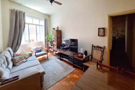 Apartamento à venda com 117m², 2 quartos e sem vagaSala